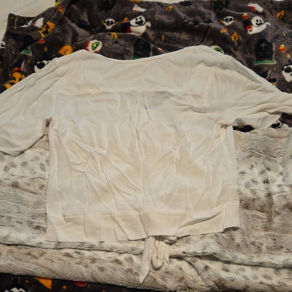 Abercrombie & Fitch Cream Button-Up Blouse - Picture 3 of 3